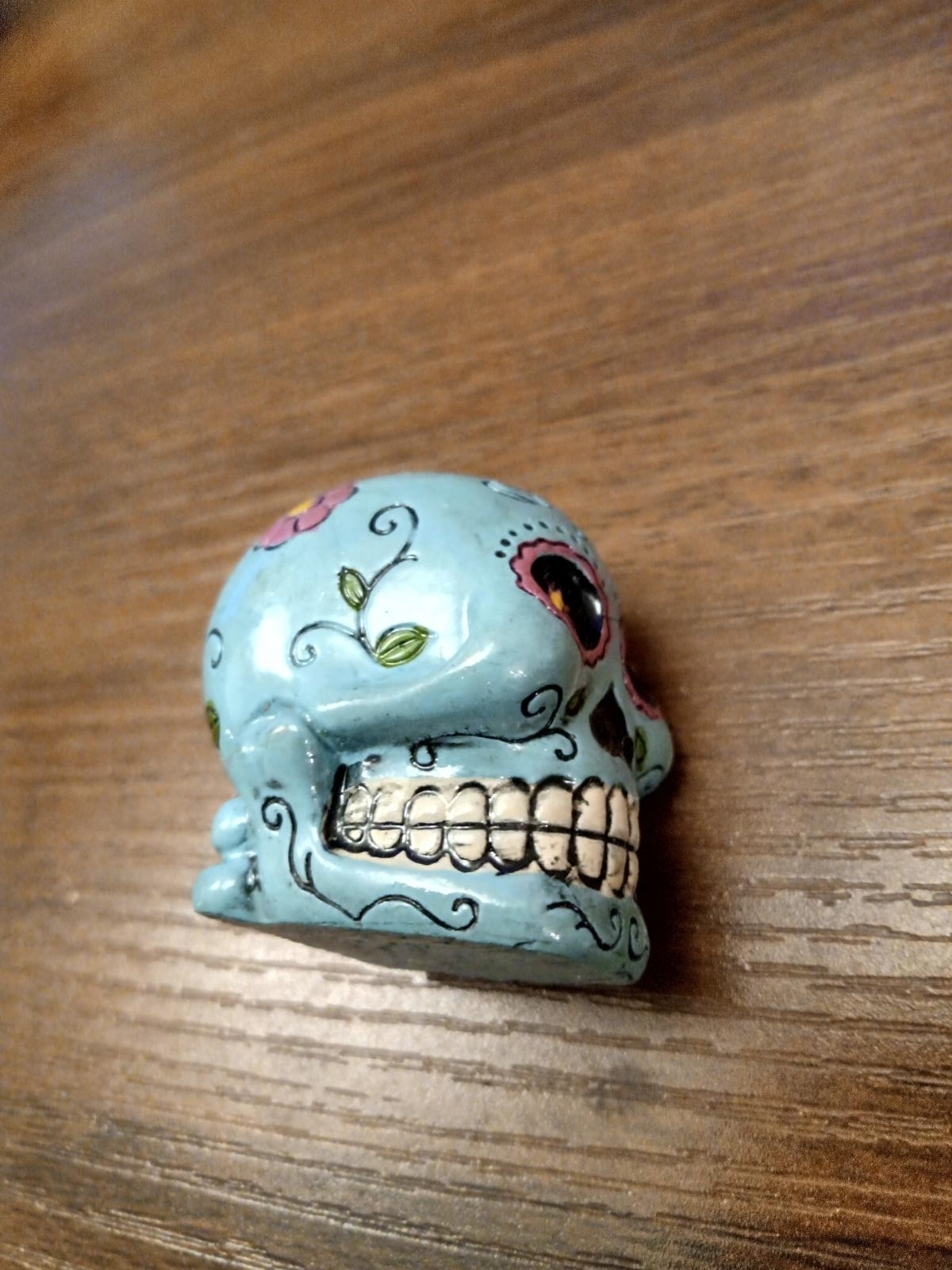Blue skull